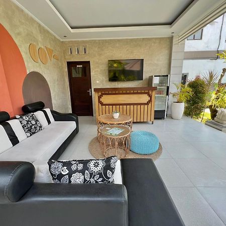 Cg Guesthouse Canggu Eksteriør bilde
